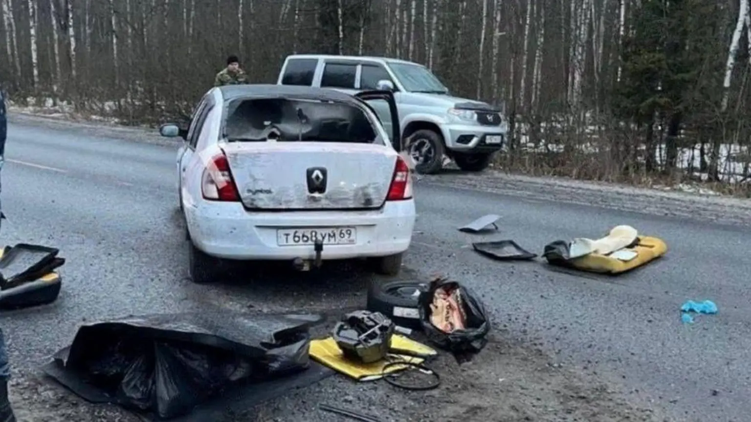 Пули и паника – московский концерт, ставший побоищем 6 Российские власти заявили, что нападавшие использовали эту машину, чтобы избежать нападения в Красногорске