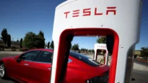 Сотрудники Tesla говорят, что вся команда Supercharger фирмы уволена