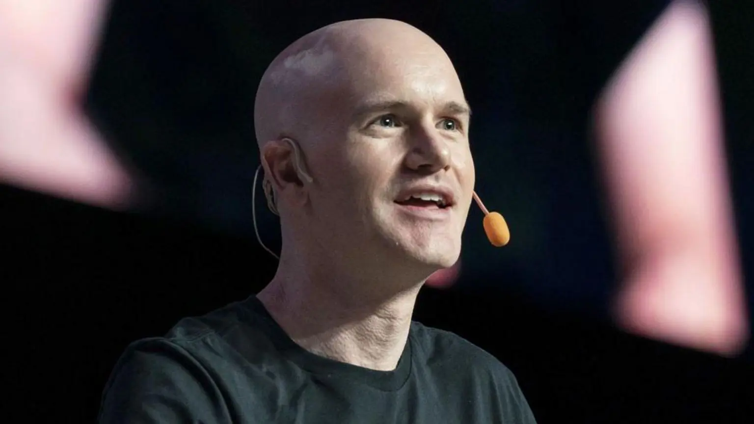 Глава Coinbase заявил, что SEC откажется от криптоиска 1 Генеральный директор Coinbase Брайан Армстронг сказал, что потенциальное отклонение иска было бы «крайне оправданным».