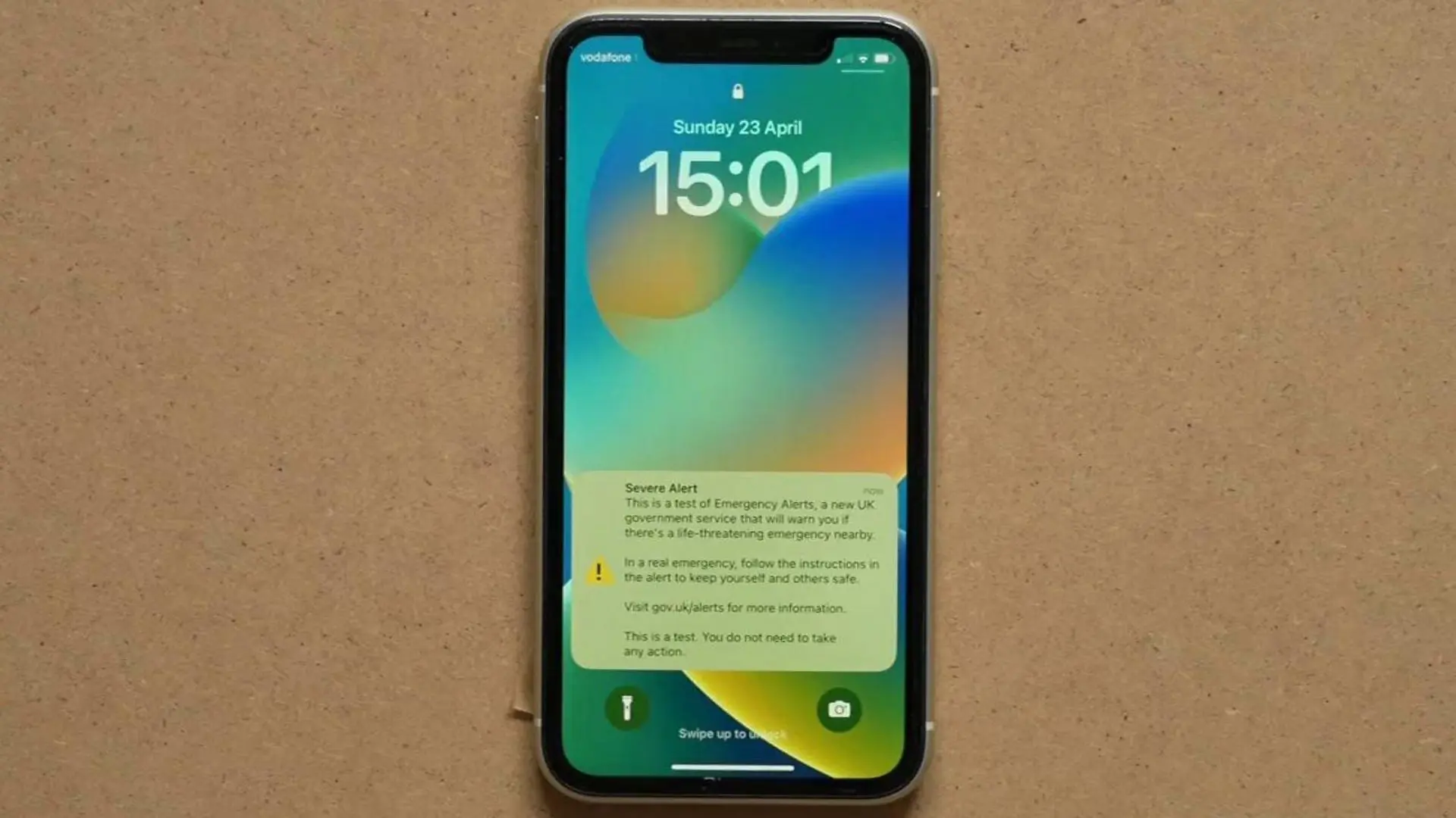 Экстренное оповещение будет отправлено на смартфоны в ходе тестирования в Великобритании 1 Смотрите, как срабатывает оповещение в Великобритании (снова или если вы его пропустили)