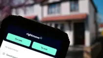 Акции Rightmove резко упали из-за планов инвестиций в ИИ