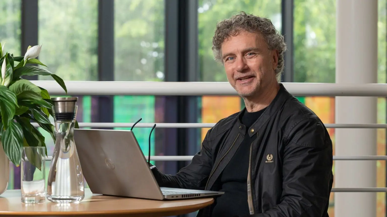 Искусственный интеллект в рекрутинге — это «гонка на дно»? 2 Джим Херрингтон подал 900 заявлений о вакансиях во время поиска работы