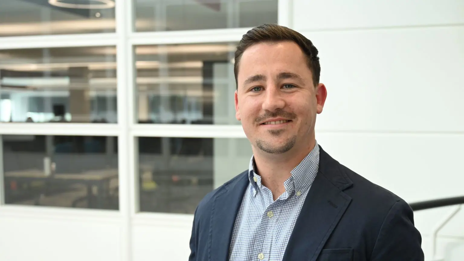 Как оборонный сектор борется с кризисом квалифицированных кадров 2 Фил Беарпарк специализируется на подборе персонала для оборонной отрасли