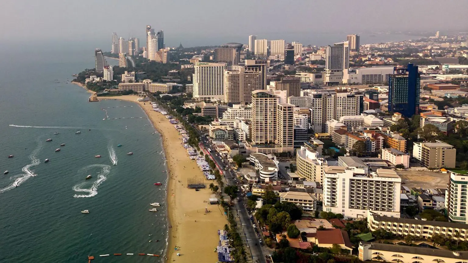 Соучредитель Asos погиб после падения с многоэтажного дома в Таиланде 1 Квентин Гриффитс умер в тайском городе Паттайя