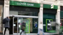 Банк Lloyds сообщает о сбое в IT-системе, затронувшем почти полмиллиона клиентов