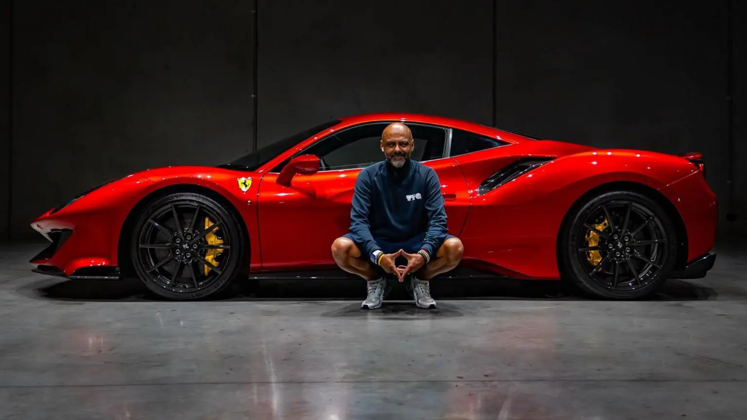 Компания Ferrari хотела составить конкуренцию китайским электромобилям с помощью модели Luce, но затем началась негативная реакция. 2 Элитный автодилер Шон Бейкер называет Luce