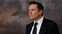 Компания SpaceX подала заявку на IPO, которое может сделать Илона Маска триллионером.