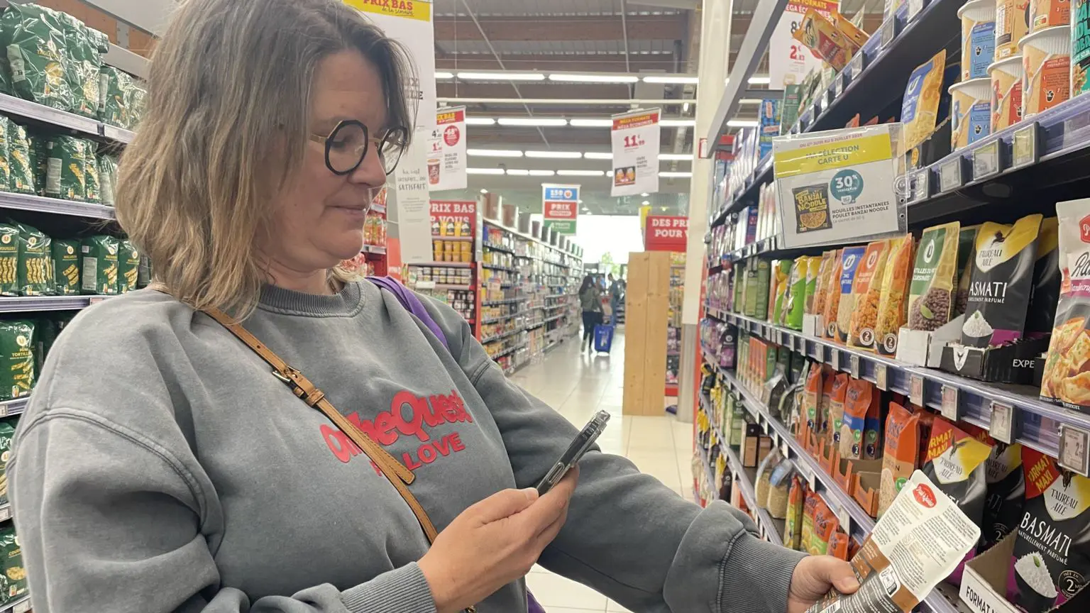 Полезна ли для здоровья отслеживание покупок продуктов питания? 1 Натали использует приложение Yuka